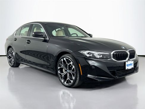 Used 2025 BMW 330i xDrive Sedan w/ Convenience Package image 6