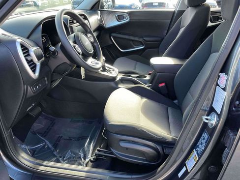 Used 2024 Kia Soul LX w/ Option Group 015 image 15