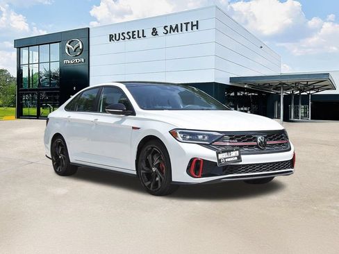Used 2024 Volkswagen Jetta GLI Autobahn FWD image 1
