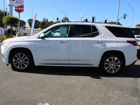 Used 2019 Chevrolet Traverse Premier w/ LPO, 'HIT The Road' Package image 5