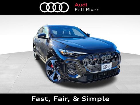 New 2025 Audi SQ5 Prestige image 1
