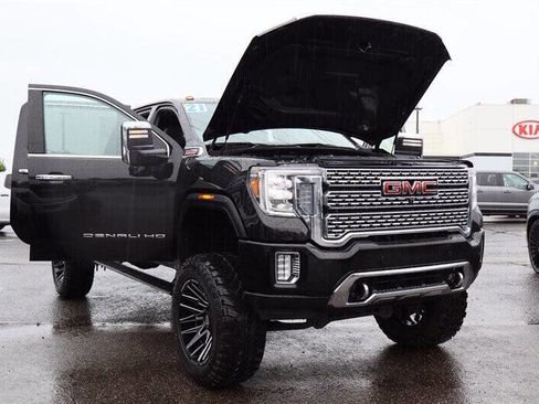 Used 2021 GMC Sierra 3500 Denali w/ Denali Ultimate Package AWD/4WD image 38