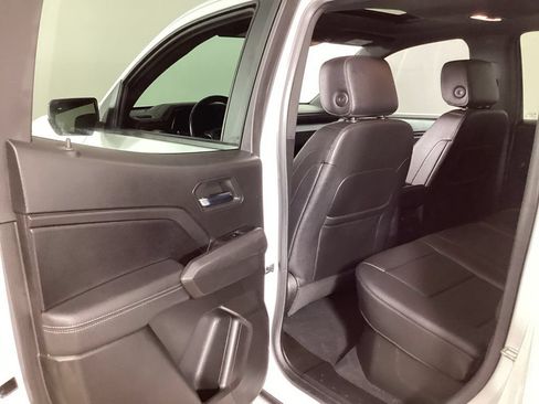 Used 2023 Chevrolet Colorado LT w/ LT Convenience Package III AWD/4WD image 20