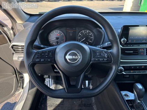 Used 2024 Nissan Altima 2.5 S image 21