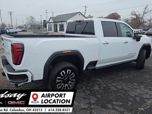 New 2025 GMC Sierra 2500 Denali Ultimate image 9
