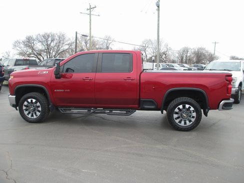 Used 2022 Chevrolet Silverado 2500 LT w/ All Star Edition image 9