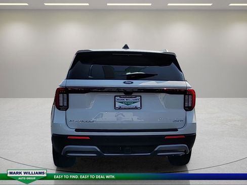 Used 2026 Ford Explorer Platinum w/ LUX Leather Package image 5