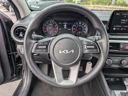 Used 2024 Kia Forte LXS image 18