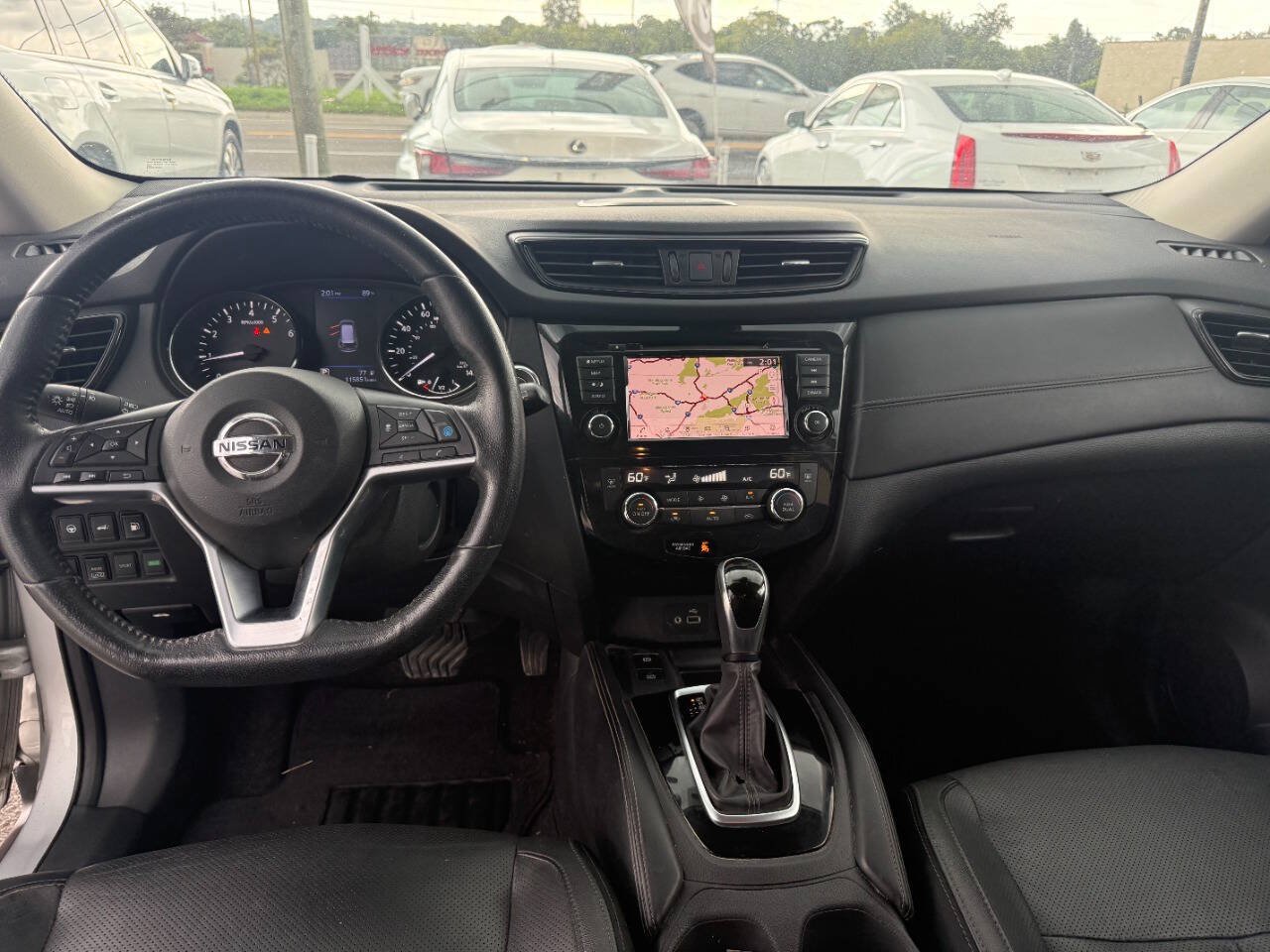 Used 2019 Nissan Rogue SL AWD/4WD image 14