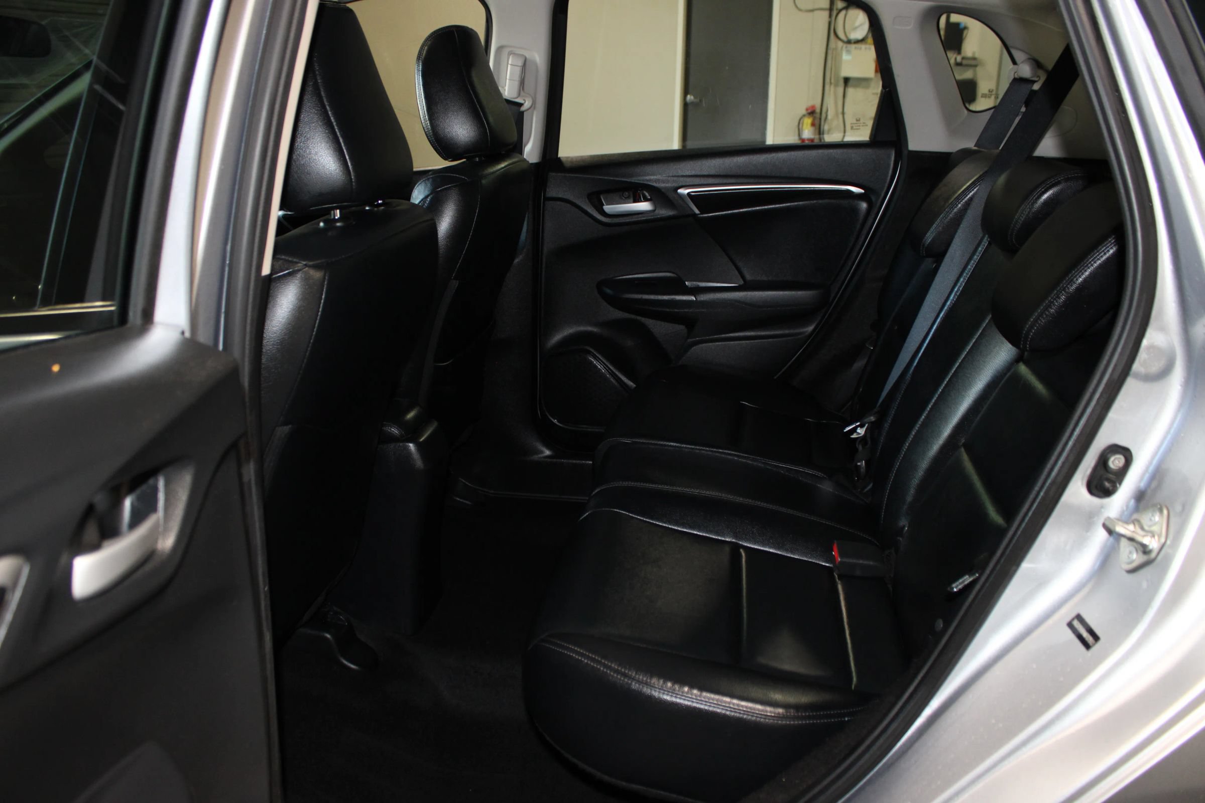 Used 2017 Honda Fit EX-L image 30