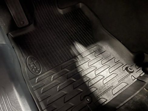 Used 2023 Subaru Outback Touring XT w/ Popular Package #2 image 17