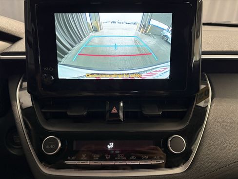 Certified 2024 Toyota Corolla Cross LE image 15