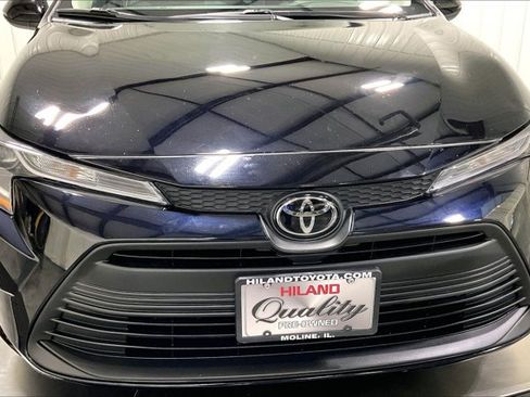 Used 2024 Toyota Corolla LE FWD image 30