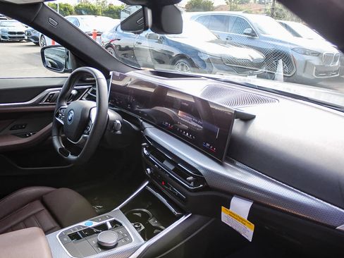 Used 2025 BMW i4 eDrive40 w/ Premium Package image 16