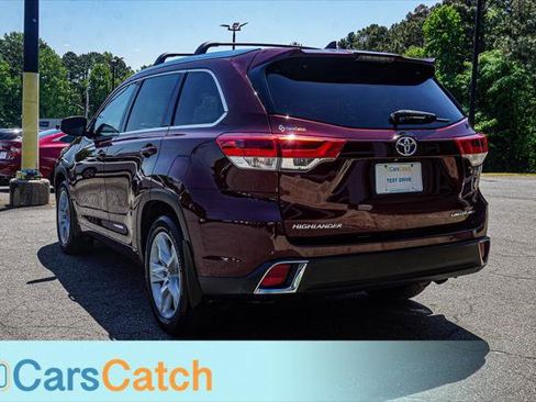 Used 2017 Toyota Highlander Limited Platinum image 13
