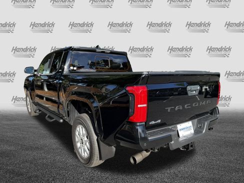 Used 2024 Toyota Tacoma SR5 AWD/4WD image 7