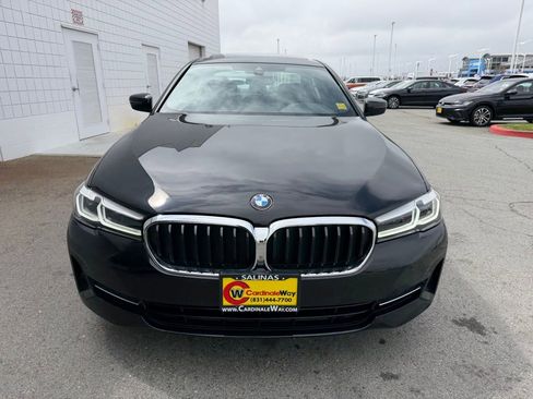 Used 2023 BMW 530i w/ Convenience Package RWD image 9