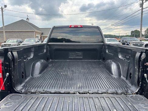 Used 2015 GMC Sierra 2500 SLE w/ SLE Preferred Package AWD/4WD image 7