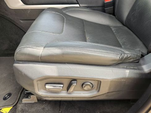 Used 2024 Toyota Tundra Limited w/ Power Package AWD/4WD image 18