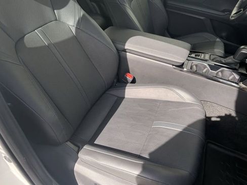 Used 2025 Toyota Camry XSE FWD image 23