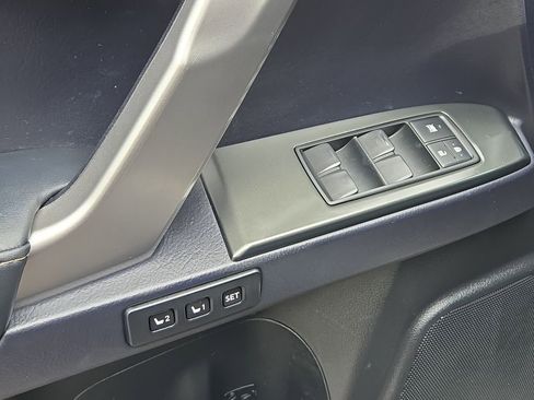 Used 2023 Lexus GX 460 Premium image 14