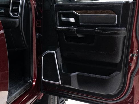 Used 2020 RAM 3500 Laramie w/ Max Tow Package AWD/4WD image 23