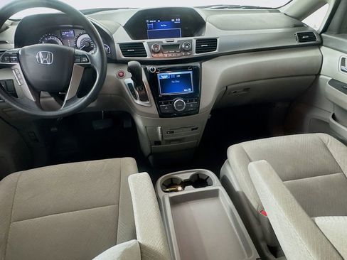 Used 2016 Honda Odyssey SE image 24