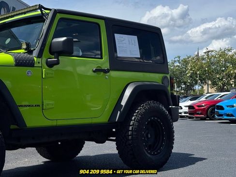 Used 2013 Jeep Wrangler Rubicon w/ PWR Convenience Group AWD/4WD image 3