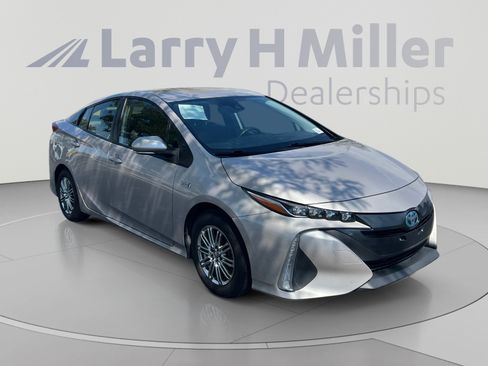 Used 2021 Toyota Prius Prime LE FWD image 7
