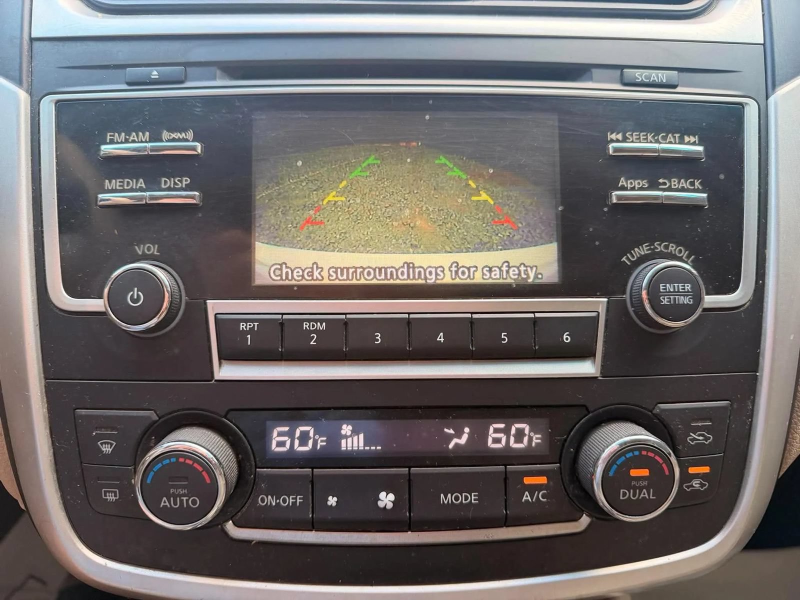 Used 2016 Nissan Altima 2.5 SV FWD image 15
