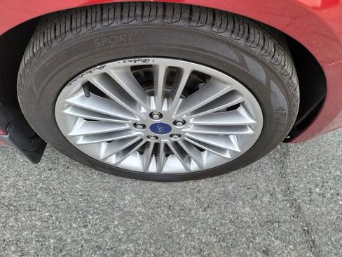 Used 2013 Ford Fusion SE FWD image 31