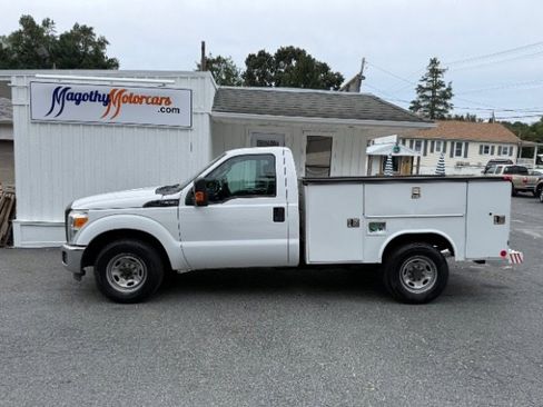 Used 2016 Ford F250 XL w/ Power Equipment Group image 10