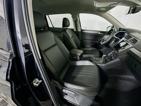 Used 2024 Volkswagen Tiguan Wolfsburg Edition image 29