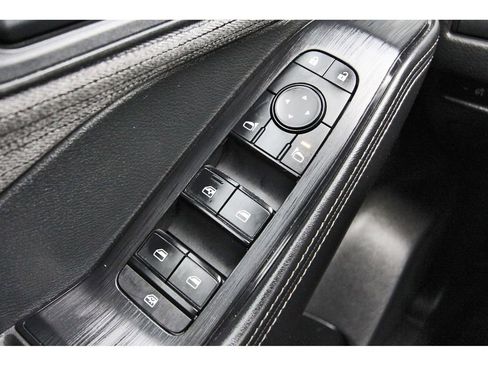 Used 2021 Nissan Rogue S image 17