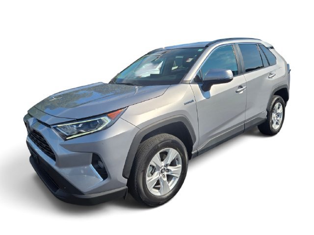 Used 2021 Toyota RAV4 XLE AWD/4WD image 8