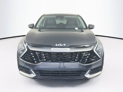 Used 2024 Kia Sportage EX FWD image 2