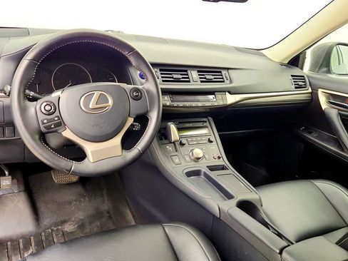 Used 2016 Lexus CT 200h w/ Seat Comfort Package FWD image 13