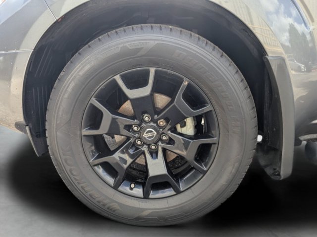 Used 2020 Nissan Frontier SV w/ Midnight Edition Floor Mats RWD image 11