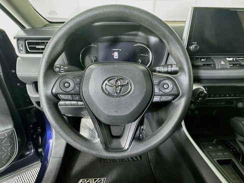 Used 2023 Toyota RAV4 XLE w/ Convenience Package FWD image 15
