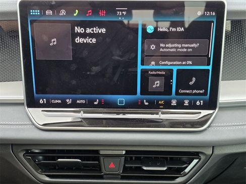 New 2026 Volkswagen Tiguan SE image 12