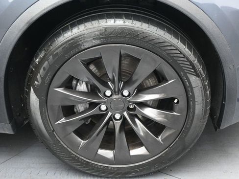 Used 2020 Tesla Model X Long Range image 36