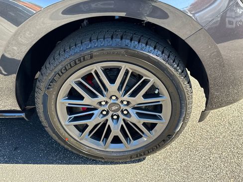 New 2025 Ford Expedition Max Platinum w/ Stealth Performance Package image 12