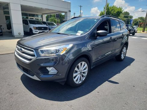 Used 2019 Ford Escape SEL AWD/4WD image 4