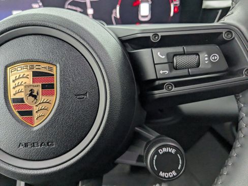 New 2026 Porsche Macan Electric RWD image 18