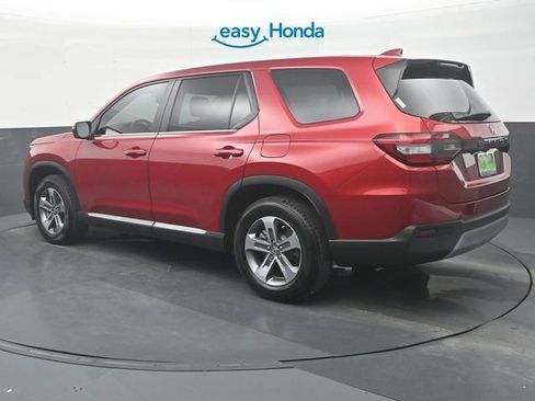 New 2025 Honda Pilot EX-L image 5