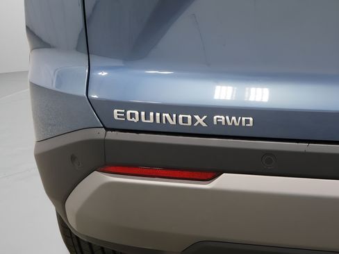 New 2026 Chevrolet Equinox LT w/ Convenience Package II AWD/4WD image 35