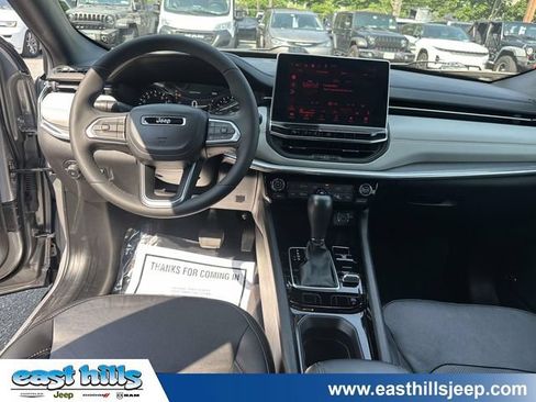 Used 2023 Jeep Compass Limited w/ Sun and Sound Group AWD/4WD image 23