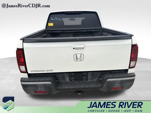 Used 2017 Honda Ridgeline RTL image 5