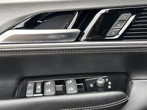 New 2026 Jeep Grand Wagoneer Limited AWD/4WD image 18