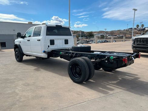 New 2026 RAM 5500 Tradesman AWD/4WD image 3